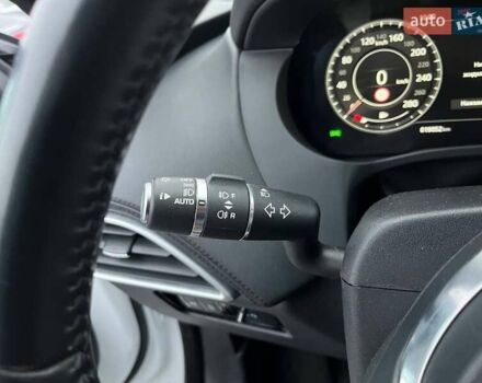 Білий Ягуар Ф-Пейс, об'ємом двигуна 3 л та пробігом 18 тис. км за 23990 $, фото 14 на Automoto.ua