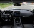 Белый Ягуар Ф-Пейс, объемом двигателя 2 л и пробегом 121 тыс. км за 23990 $, фото 14 на Automoto.ua