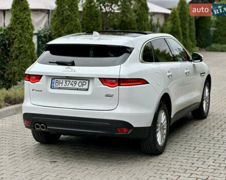 Білий Ягуар Ф-Пейс, об'ємом двигуна 2 л та пробігом 70 тис. км за 24700 $, фото 14 на Automoto.ua