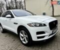 Белый Ягуар Ф-Пейс, объемом двигателя 3 л и пробегом 140 тыс. км за 21500 $, фото 3 на Automoto.ua