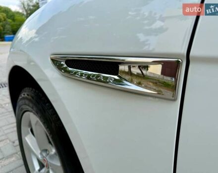 Ягуар Ф-Пейс 2018 у Дніпро (Дніпропетровську) на Automoto.ua Білий Ягуар Ф-Пейс, об'ємом двигуна 2 л та пробігом 140 тис. км за 21500 $, фото 18 на Automoto.ua