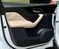 Білий Ягуар Ф-Пейс, об'ємом двигуна 2 л та пробігом 140 тис. км за 21900 $, фото 19 на Automoto.ua