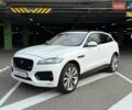 Білий Ягуар Ф-Пейс, об'ємом двигуна 2 л та пробігом 19 тис. км за 24490 $, фото 3 на Automoto.ua