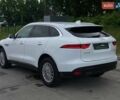 Белый Ягуар Ф-Пейс, объемом двигателя 2 л и пробегом 121 тыс. км за 24990 $, фото 8 на Automoto.ua