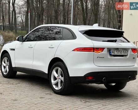 Белый Ягуар Ф-Пейс, объемом двигателя 3 л и пробегом 140 тыс. км за 21500 $, фото 16 на Automoto.ua