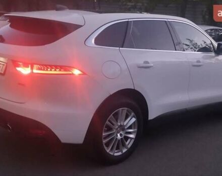 Белый Ягуар Ф-Пейс, объемом двигателя 2 л и пробегом 100 тыс. км за 29000 $, фото 14 на Automoto.ua