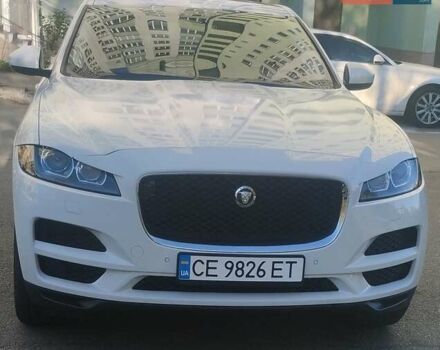 Белый Ягуар Ф-Пейс, объемом двигателя 2 л и пробегом 100 тыс. км за 29000 $, фото 1 на Automoto.ua