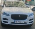 Белый Ягуар Ф-Пейс, объемом двигателя 2 л и пробегом 100 тыс. км за 29000 $, фото 1 на Automoto.ua