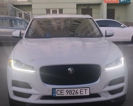 Белый Ягуар Ф-Пейс, объемом двигателя 2 л и пробегом 100 тыс. км за 29000 $, фото 10 на Automoto.ua