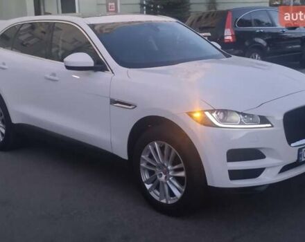 Белый Ягуар Ф-Пейс, объемом двигателя 2 л и пробегом 100 тыс. км за 29000 $, фото 13 на Automoto.ua