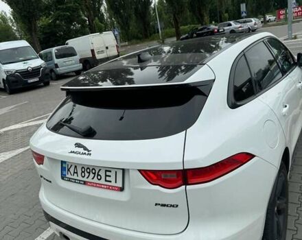 Белый Ягуар Ф-Пейс, объемом двигателя 3 л и пробегом 83 тыс. км за 27499 $, фото 11 на Automoto.ua