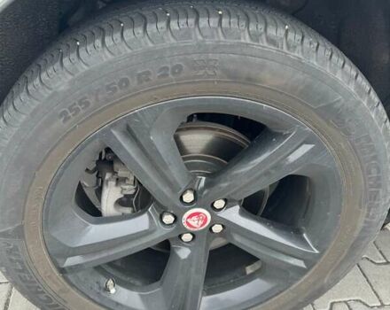 Белый Ягуар Ф-Пейс, объемом двигателя 3 л и пробегом 83 тыс. км за 27499 $, фото 9 на Automoto.ua