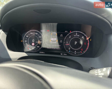 Белый Ягуар Ф-Пейс, объемом двигателя 2 л и пробегом 35 тыс. км за 35500 $, фото 16 на Automoto.ua