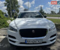 Ягуар Ф-Пейс 2020 в Киеве на Automoto.ua Белый Ягуар Ф-Пейс, объемом двигателя 2 л и пробегом 34 тыс. км за 35999 $, фото 1 на Automoto.ua