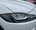 Білий Ягуар Ф-Пейс, об'ємом двигуна 2 л та пробігом 106 тис. км за 29900 $, фото 11 на Automoto.ua