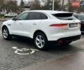 Білий Ягуар Ф-Пейс, об'ємом двигуна 2 л та пробігом 68 тис. км за 36000 $, фото 2 на Automoto.ua