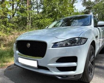 Белый Ягуар Ф-Пейс, объемом двигателя 3 л и пробегом 94 тыс. км за 18300 $, фото 1 на Automoto.ua
