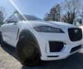 Белый Ягуар Ф-Пейс, объемом двигателя 5 л и пробегом 45 тыс. км за 11000 $, фото 2 на Automoto.ua