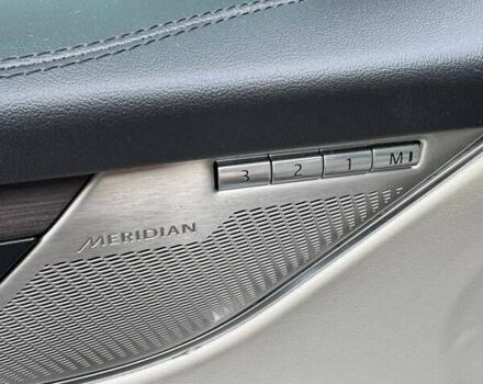 Белый Ягуар Ф-Пейс, объемом двигателя 3 л и пробегом 24 тыс. км за 36000 $, фото 29 на Automoto.ua