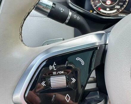 Белый Ягуар Ф-Пейс, объемом двигателя 3 л и пробегом 25 тыс. км за 36000 $, фото 19 на Automoto.ua