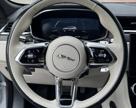 Белый Ягуар Ф-Пейс, объемом двигателя 3 л и пробегом 24 тыс. км за 36000 $, фото 12 на Automoto.ua