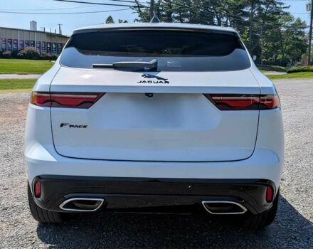 Білий Ягуар Ф-Пейс, об'ємом двигуна 3 л та пробігом 17 тис. км за 27800 $, фото 4 на Automoto.ua