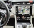 Белый Ягуар Ф-Пейс, объемом двигателя 3 л и пробегом 48 тыс. км за 55500 $, фото 32 на Automoto.ua