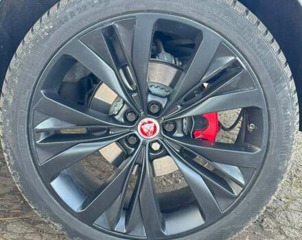 Белый Ягуар Ф-Пейс, объемом двигателя 3 л и пробегом 25 тыс. км за 36000 $, фото 43 на Automoto.ua