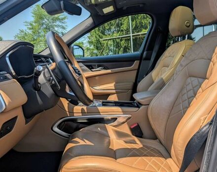 Білий Ягуар Ф-Пейс, об'ємом двигуна 3 л та пробігом 17 тис. км за 27800 $, фото 6 на Automoto.ua