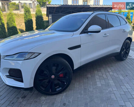 Білий Ягуар Ф-Пейс, об'ємом двигуна 3 л та пробігом 22 тис. км за 36000 $, фото 4 на Automoto.ua