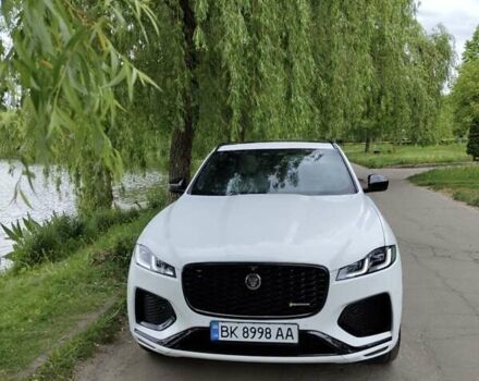 Белый Ягуар Ф-Пейс, объемом двигателя 3 л и пробегом 48 тыс. км за 55500 $, фото 20 на Automoto.ua