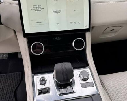 Белый Ягуар Ф-Пейс, объемом двигателя 3 л и пробегом 24 тыс. км за 36000 $, фото 16 на Automoto.ua