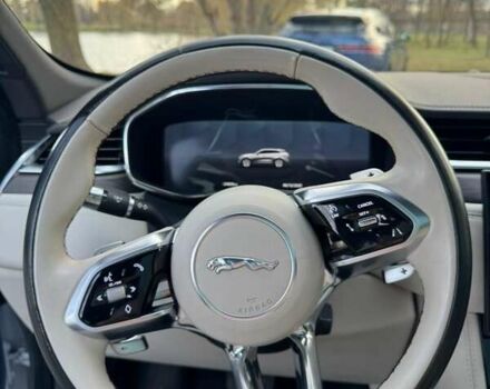 Белый Ягуар Ф-Пейс, объемом двигателя 3 л и пробегом 25 тыс. км за 36000 $, фото 17 на Automoto.ua