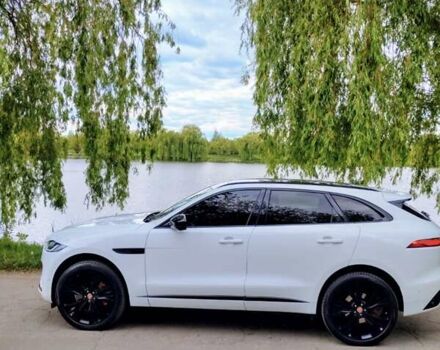 Белый Ягуар Ф-Пейс, объемом двигателя 3 л и пробегом 48 тыс. км за 55500 $, фото 15 на Automoto.ua