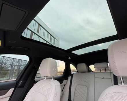 Белый Ягуар Ф-Пейс, объемом двигателя 3 л и пробегом 24 тыс. км за 36000 $, фото 26 на Automoto.ua