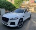 Белый Ягуар Ф-Пейс, объемом двигателя 2 л и пробегом 36 тыс. км за 65800 $, фото 1 на Automoto.ua