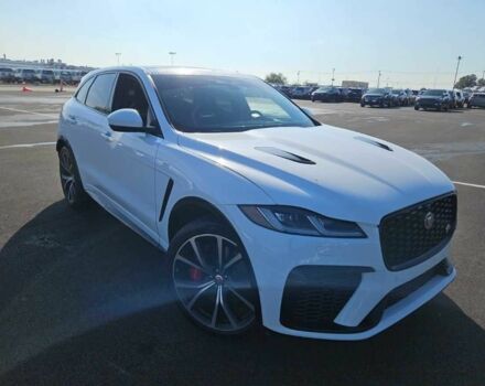 Белый Ягуар Ф-Пейс, объемом двигателя 0 л и пробегом 34 тыс. км за 39500 $, фото 2 на Automoto.ua