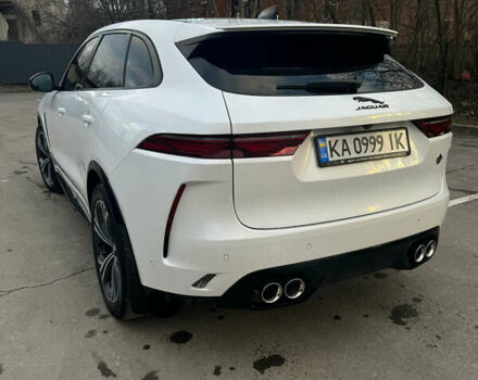 Белый Ягуар Ф-Пейс, объемом двигателя 5 л и пробегом 11 тыс. км за 95000 $, фото 15 на Automoto.ua
