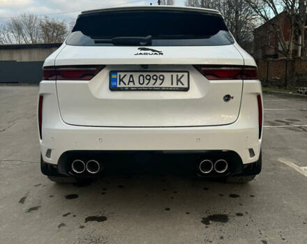 Белый Ягуар Ф-Пейс, объемом двигателя 5 л и пробегом 11 тыс. км за 95000 $, фото 1 на Automoto.ua