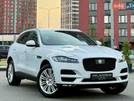 Ягуар Ф-Пейс 2016 в Киеве на Automoto.ua Белый Ягуар Ф-Пейс, объемом двигателя 2 л и пробегом 194 тыс. км за 21500 $, фото 1 на Automoto.ua
