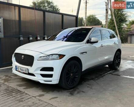 Белый Ягуар Ф-Пейс, объемом двигателя 3 л и пробегом 165 тыс. км за 18000 $, фото 1 на Automoto.ua