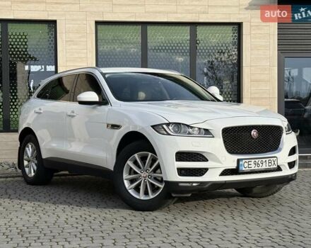 Белый Ягуар Ф-Пейс, объемом двигателя 3 л и пробегом 126 тыс. км за 20700 $, фото 1 на Automoto.ua