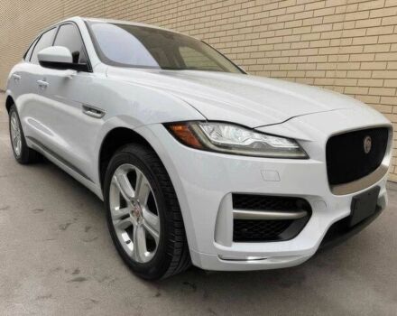 Белый Ягуар Ф-Пейс, объемом двигателя 3 л и пробегом 56 тыс. км за 6000 $, фото 1 на Automoto.ua