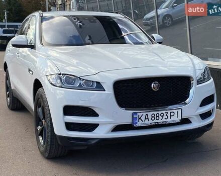 Білий Ягуар Ф-Пейс, об'ємом двигуна 2 л та пробігом 120 тис. км за 22900 $, фото 1 на Automoto.ua