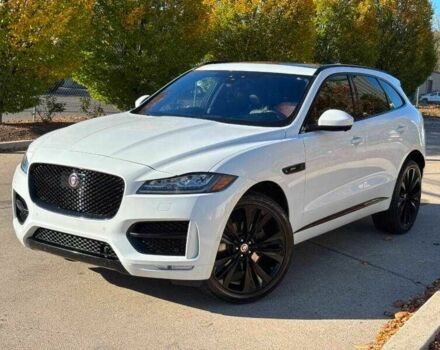 Белый Ягуар Ф-Пейс, объемом двигателя 3 л и пробегом 87 тыс. км за 5000 $, фото 1 на Automoto.ua