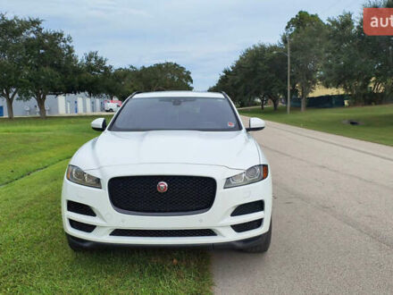 Белый Ягуар Ф-Пейс, объемом двигателя 2 л и пробегом 127 тыс. км за 14500 $, фото 1 на Automoto.ua