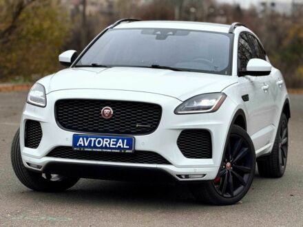 Белый Ягуар Ф-Пейс, объемом двигателя 2 л и пробегом 120 тыс. км за 25500 $, фото 1 на Automoto.ua