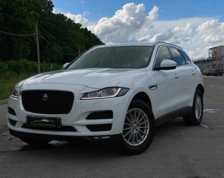 Белый Ягуар Ф-Пейс, объемом двигателя 2 л и пробегом 121 тыс. км за 23990 $, фото 1 на Automoto.ua