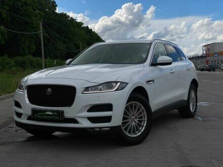 Ягуар Ф-Пейс 2018 в Киеве на Automoto.ua Белый Ягуар Ф-Пейс, объемом двигателя 2 л и пробегом 121 тыс. км за 26990 $, фото 1 на Automoto.ua