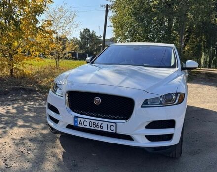 Белый Ягуар Ф-Пейс, объемом двигателя 2 л и пробегом 265 тыс. км за 14500 $, фото 1 на Automoto.ua